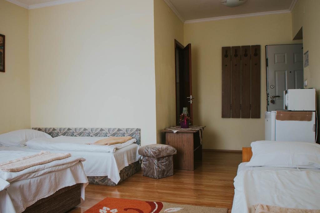 Szep Kert Vendeghaz Hotell Szekszárd Exteriör bild