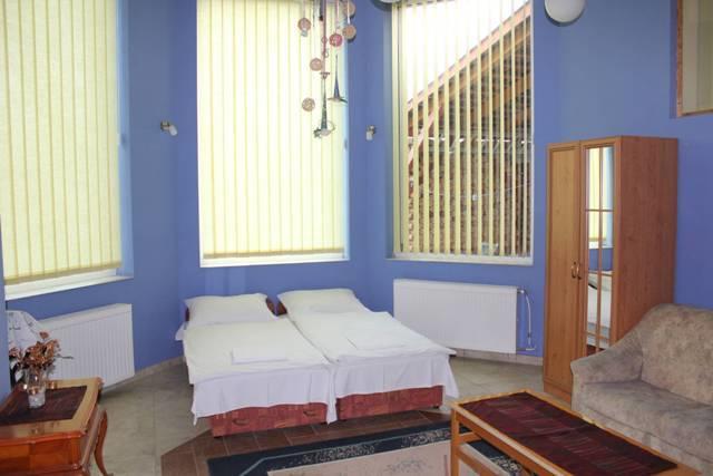 Szep Kert Vendeghaz Hotell Szekszárd Exteriör bild